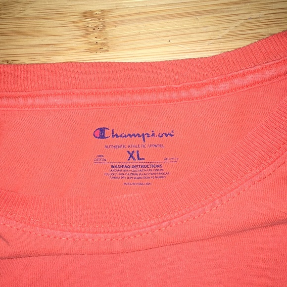 ** MIAMI HURRICANES BIG LOGO TEE ** - Picture 4 of 5